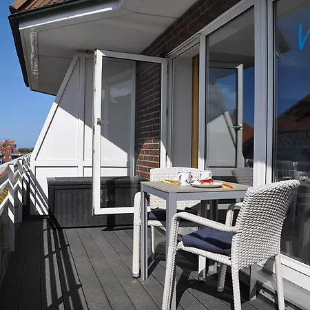 Appartement Haus Strandblick 15 *