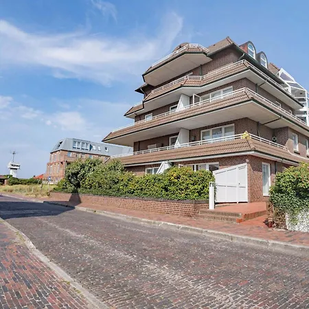 Haus Strandblick 15 *